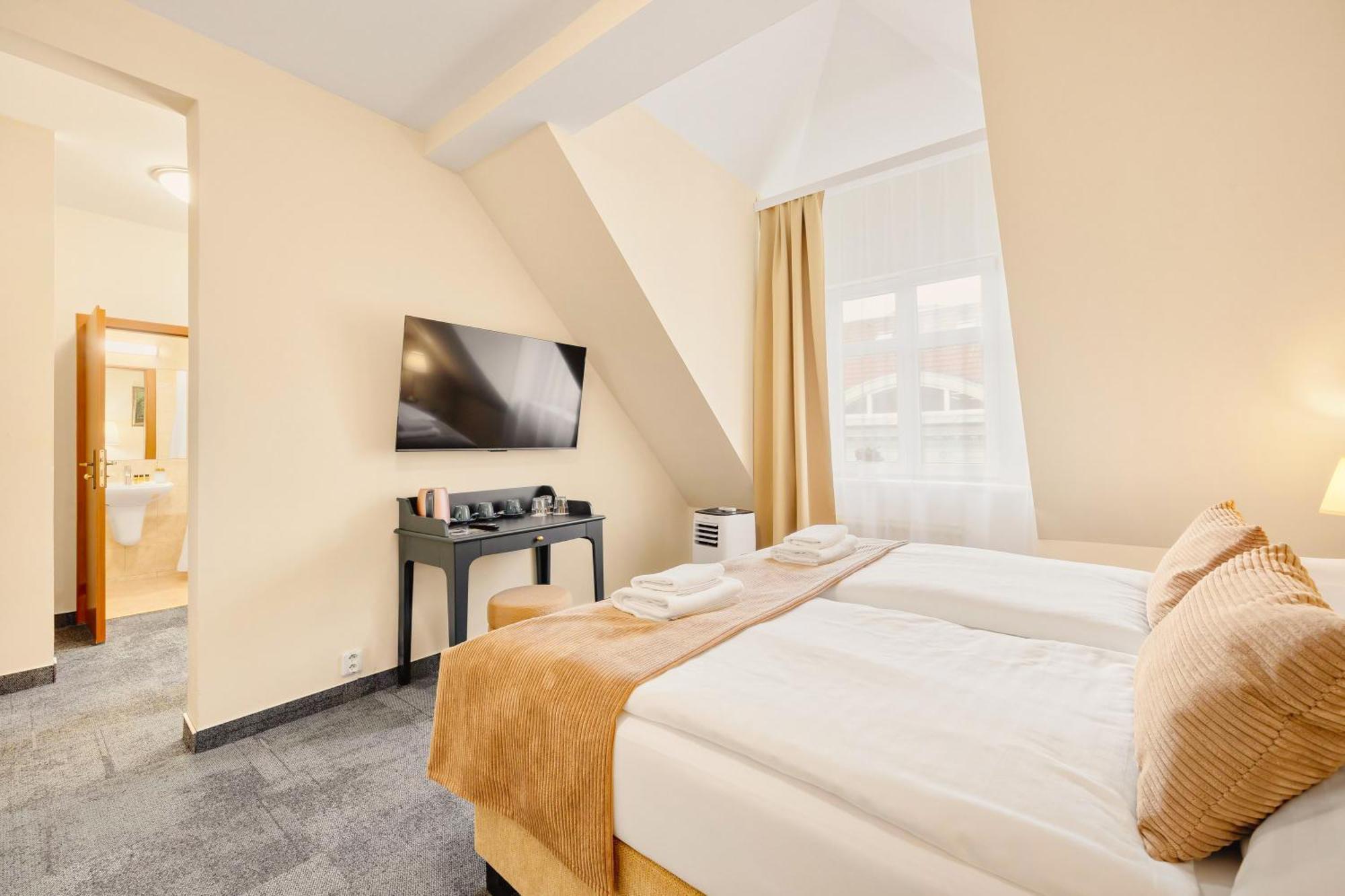 Hotel Reverie - Dependance, Check-In At Metropolitan Star Bratislava Exteriér fotografie